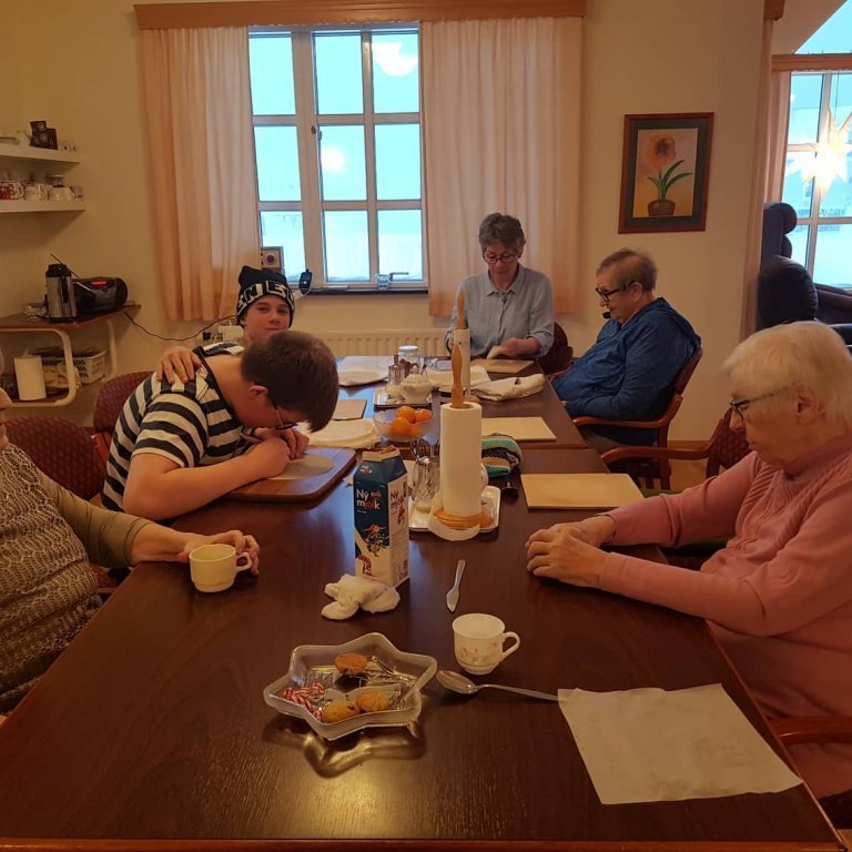 47367530_296075857702530_3441500914249105408_n