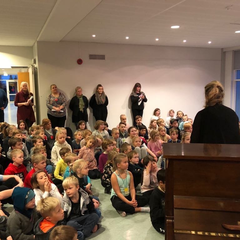 46491663_194386214770938_792456135088013312_n