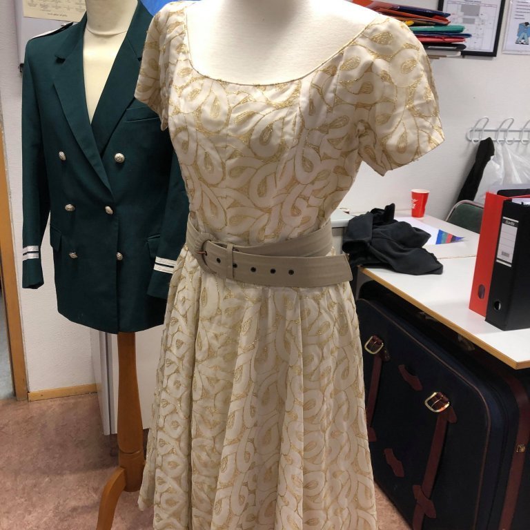 46516967_331463687638982_7919251542941630464_n