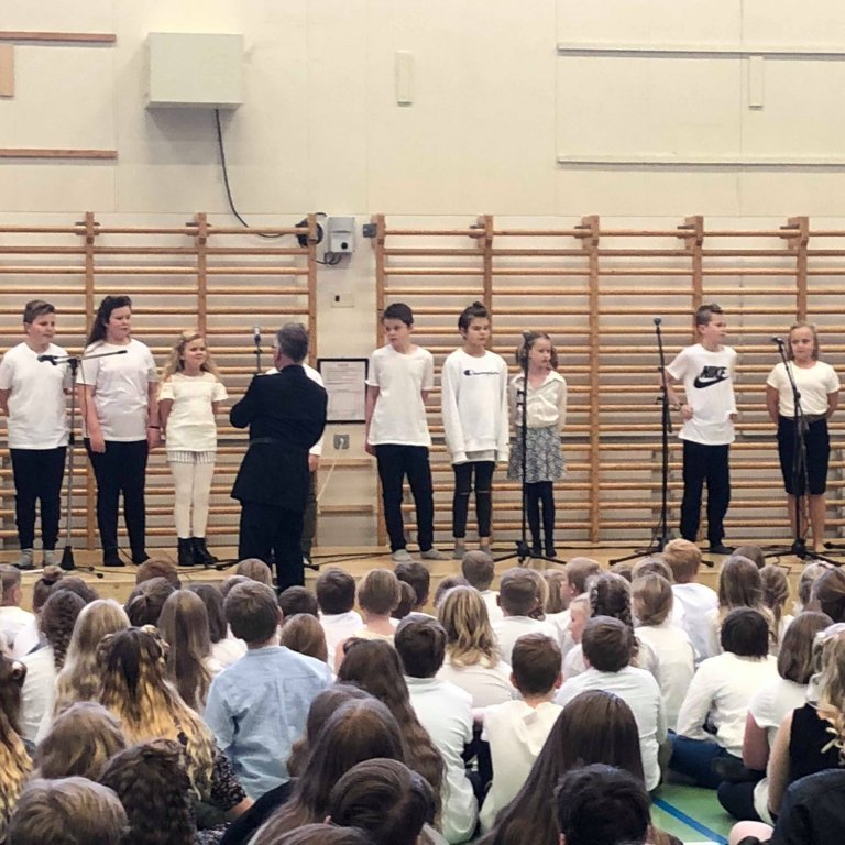 46520572_745691905786138_906096515859087360_n