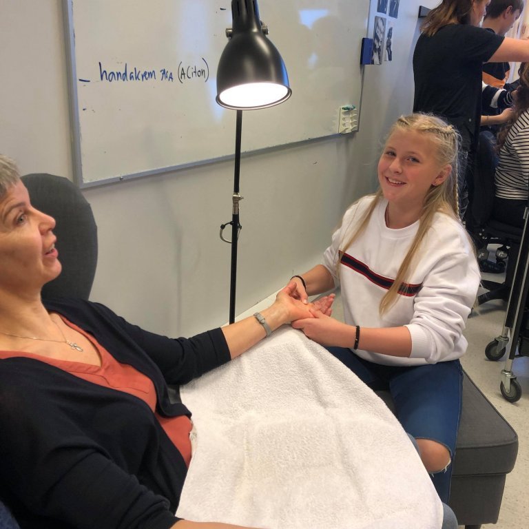 46830878_259411108081357_628411998111006720_n