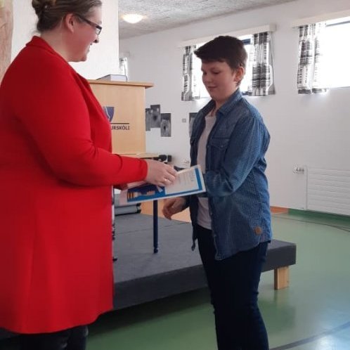 54433472_298620644142862_6435552981709488128_n-copy