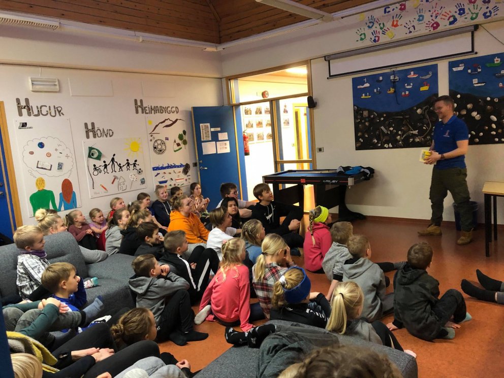 Gunni Helga í heimsókn.